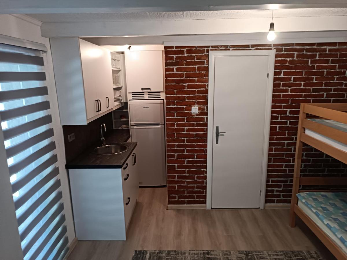 Cottage Auto Camp Vinac Яйце Экстерьер фото