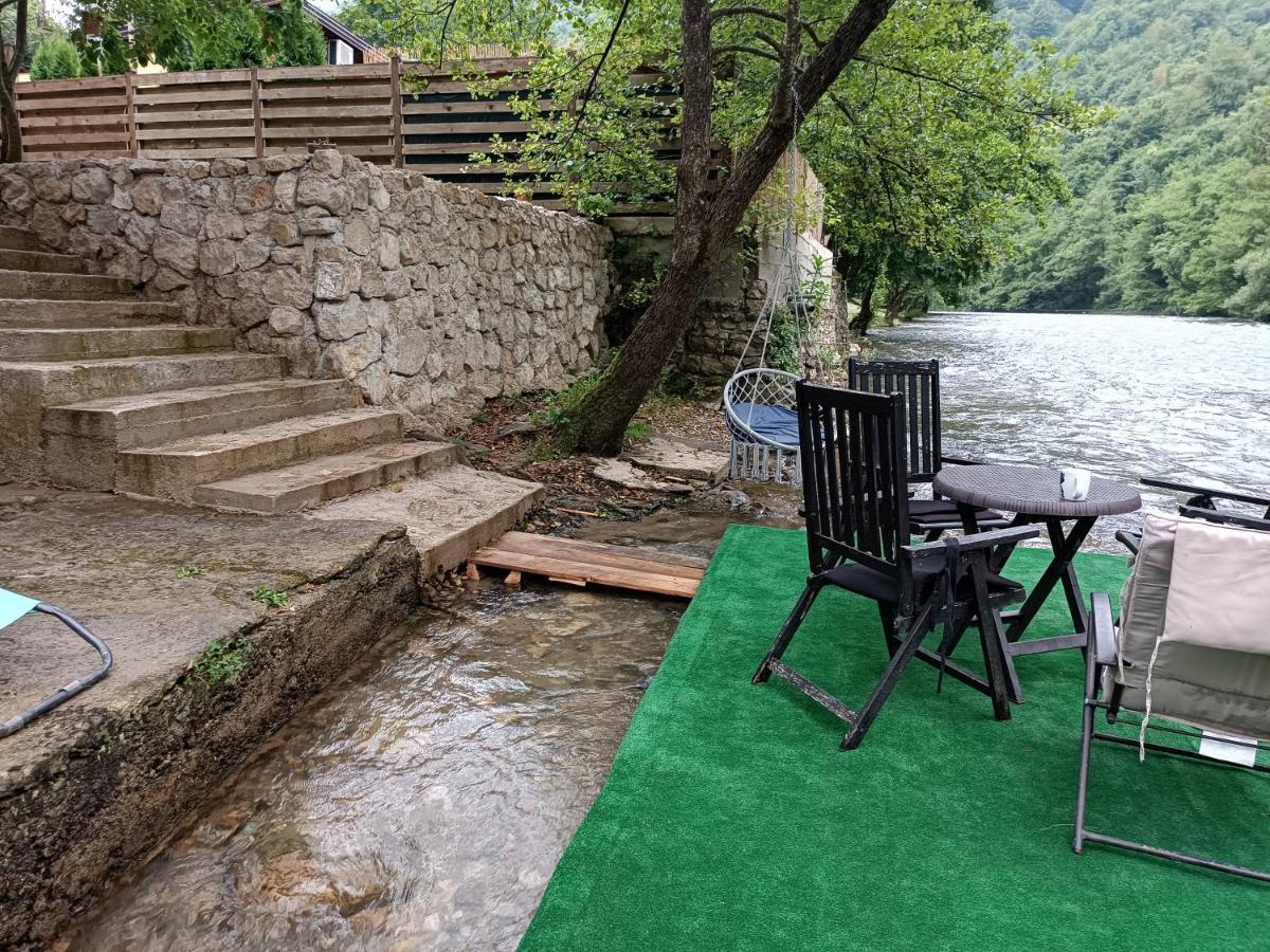 Cottage Auto Camp Vinac Яйце Экстерьер фото