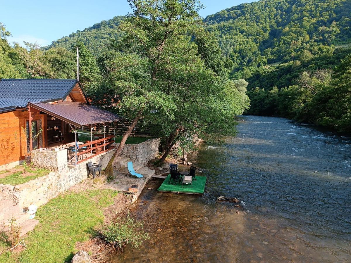 Cottage Auto Camp Vinac Яйце Экстерьер фото